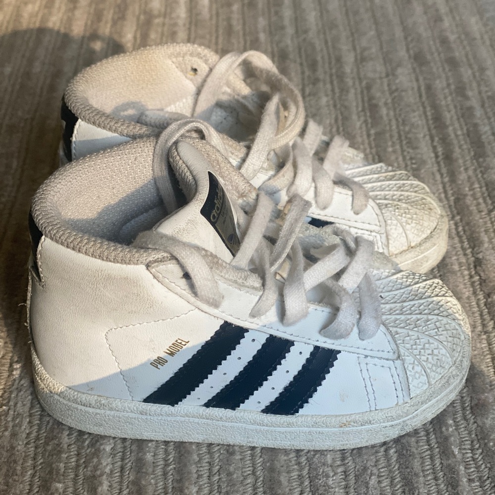 Toddler Adidas Superstar Size US 6k